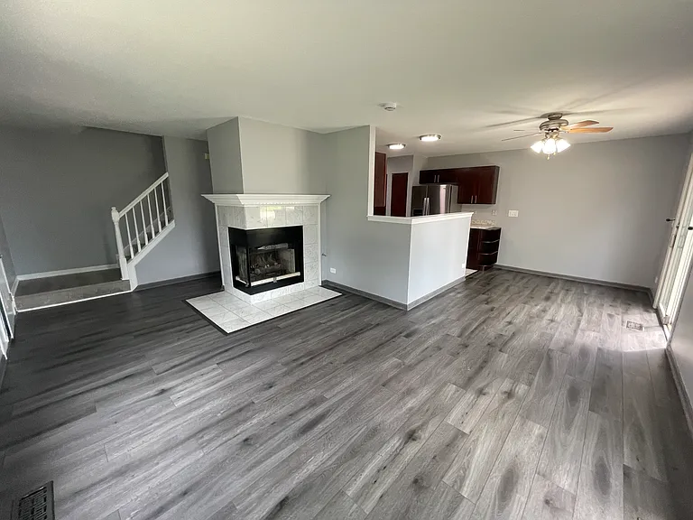 746 Fieldcrest Dr #B — Photo 5