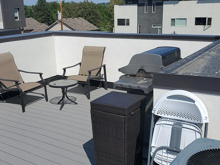 1823 Irving St #102 — Photo 16