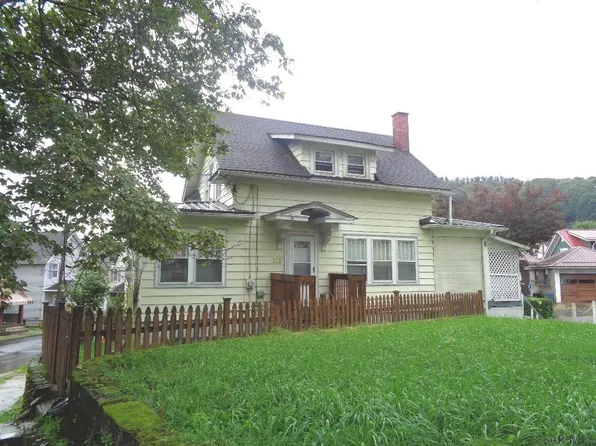 178 Hammer Ave, Johnstown, PA 15905
