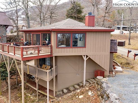 2nd image of 100 Village Creek Rd