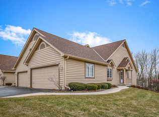 17515 Emily Ann Ct, Brookfield, WI 53045