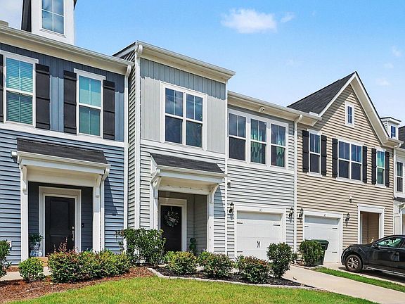 2nd image of 43 Ripple Way