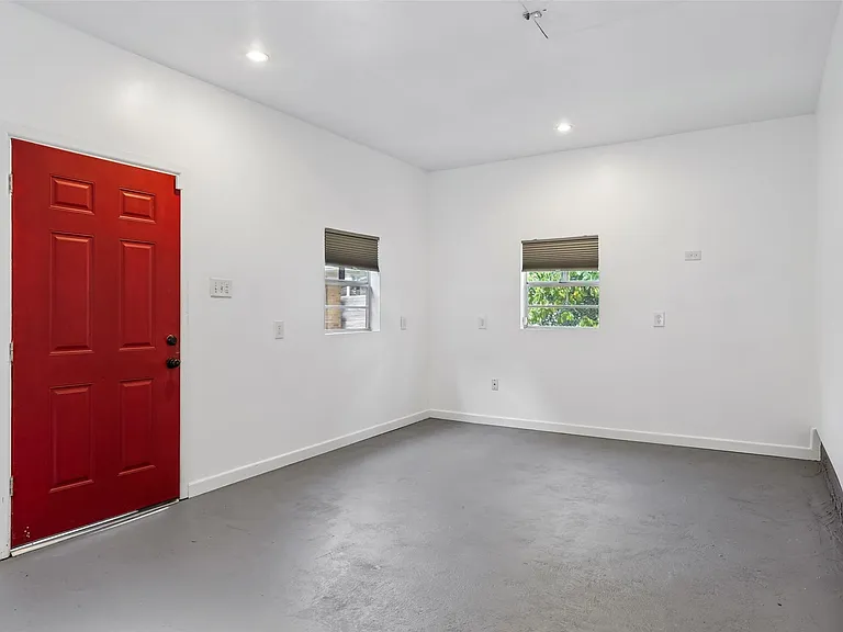 2728 Alco Ave — Photo 20