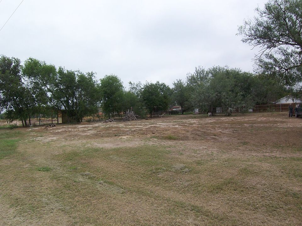 1st image of 4822 Daffodil Ave #3