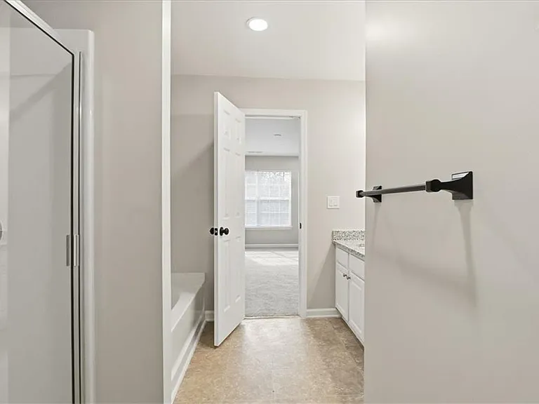 5630 Lawley Dr — Photo 48