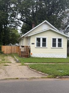 1056 Jennings Ave, Benton Harbor, MI, 49022