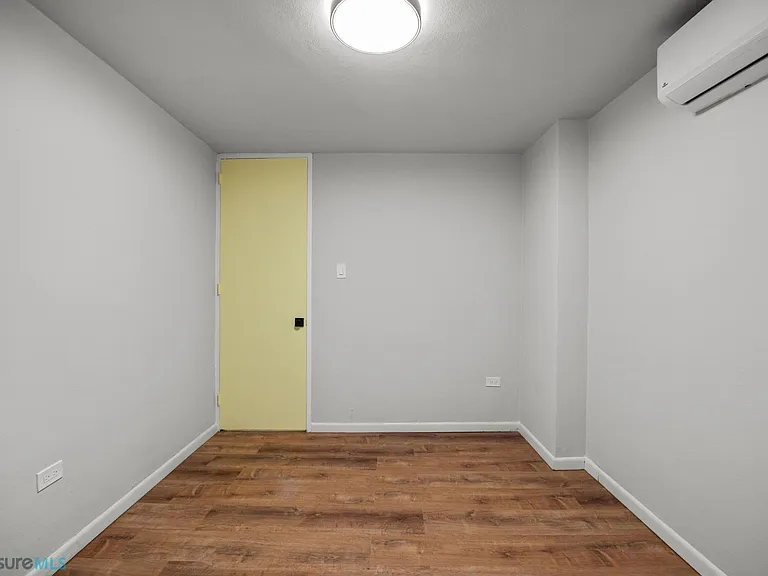 355 Calle Galileo #11L — Photo 40