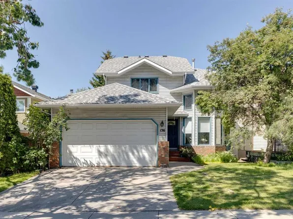 136 E Scenic Acres Dr NW, Calgary, AB T3L 1C7