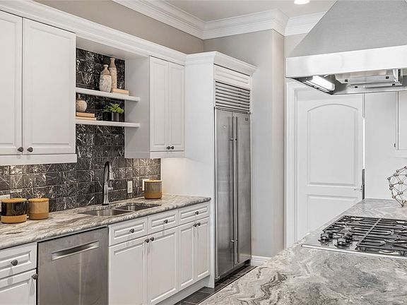 3rd image of 2828 Hood St APT 1108