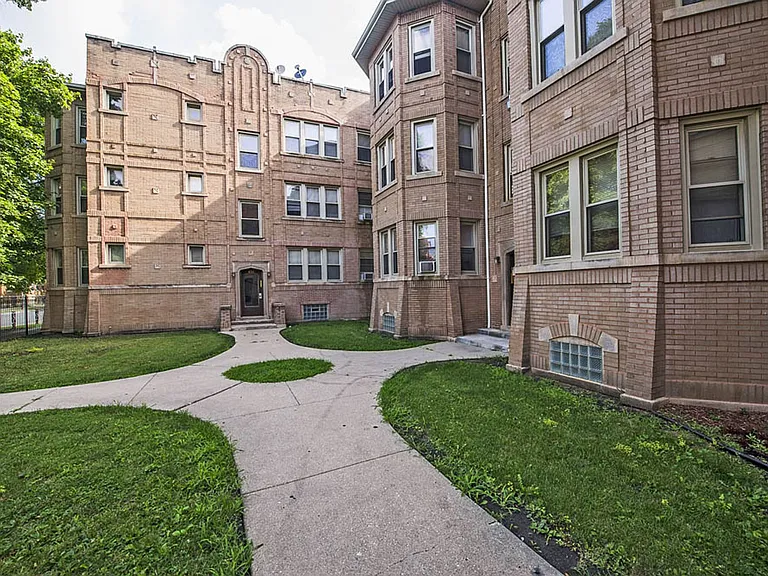 647 N Mayfield — Photo 15