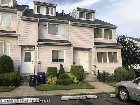 3rd image of 60 Dinsmore St APT A