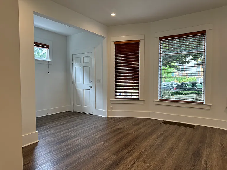 4014 Midvale Ave N #A — Photo 4