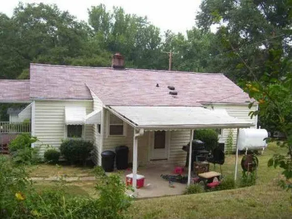 782 Kenmore Dr, Spartanburg, SC 29303