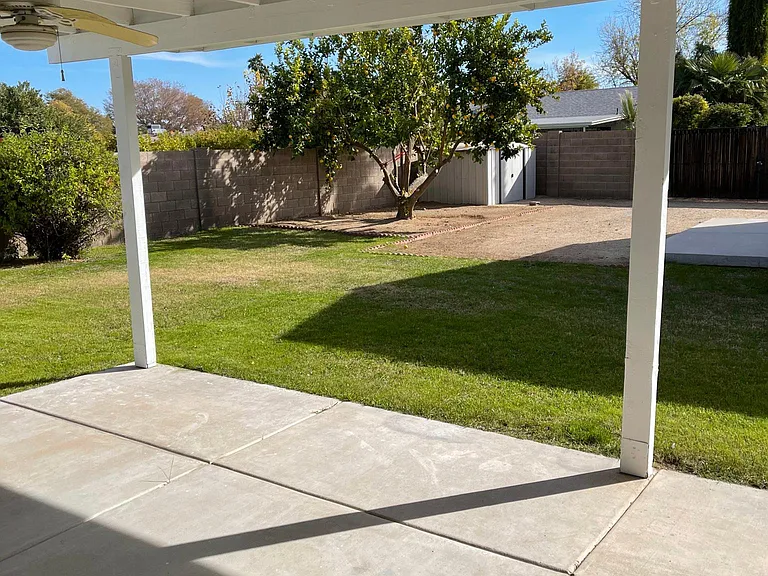 3443 E Poinsettia Dr — Photo 24