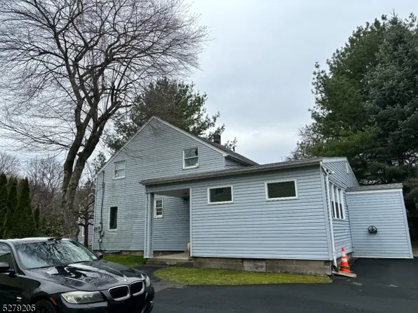 27 Flanders Rd, Netcong Boro, NJ 07857