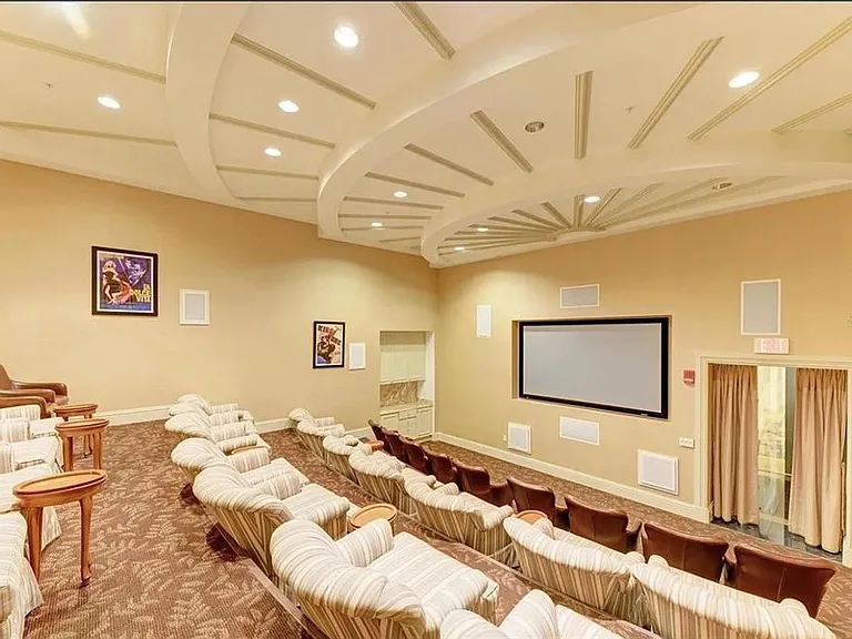 800 N Tamiami Trl #506 — Photo 28