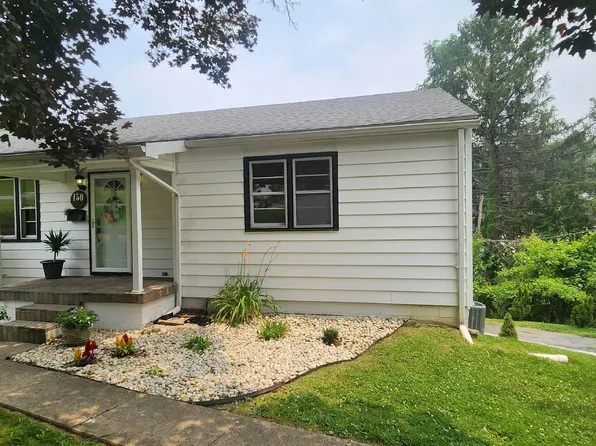 150 Circle Dr, Fairmont, WV 26554