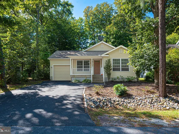 747 Ocean Pkwy, Ocean Pines, MD 21811