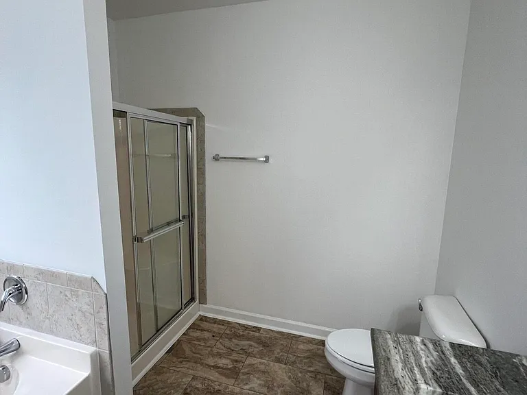 608 Cheltenham Dr — Photo 15