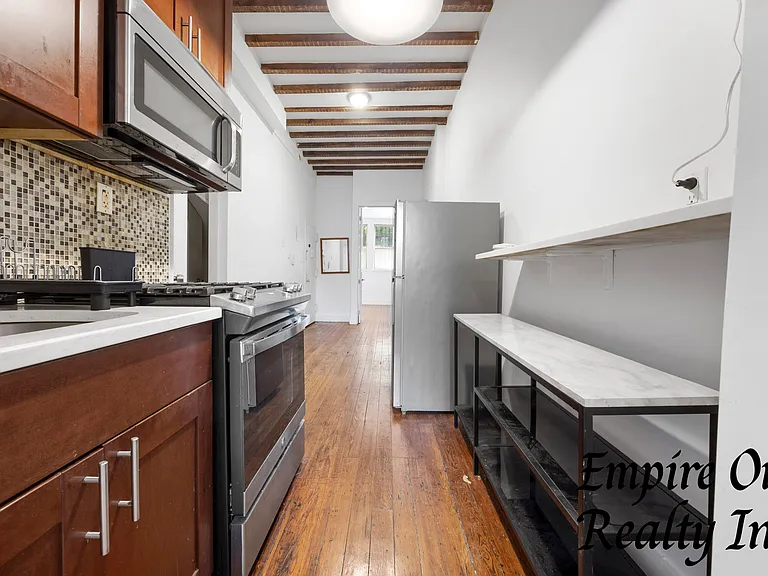 128 Boerum St #1F — Photo 9