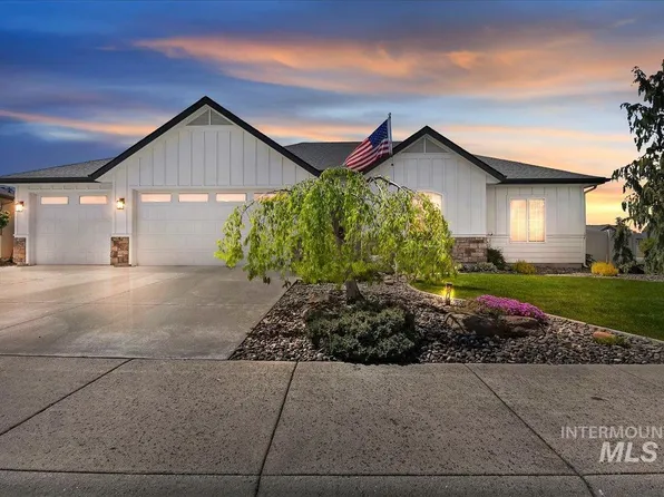 921 N Mira Way, Star, ID 83669