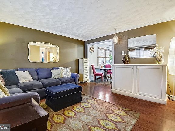 4th image of 810 Geis Cir