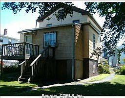 2nd image of 46 Houston St