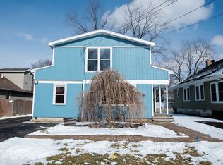 422 E 4th St, Lockport, IL 60441