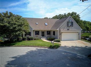 14 Ashley Dr, Lincoln, RI 02865