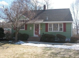 650 Robert St, Ridgewood, NJ 07450