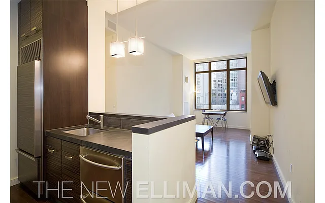 Sold by Douglas Elliman | media 10