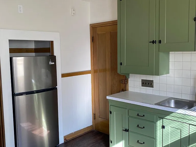 1563 Victoria Ave #DOWN — Photo 11