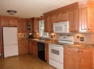 23 Davidson Ave, Merrimack, NH 03054
