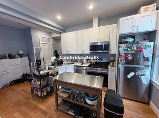 232 Norfolk St APT 1R, Cambridge, MA 02139
