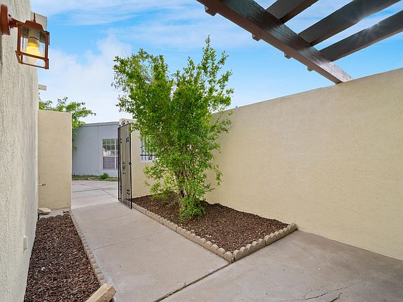 5th image of 6946 Escondido Dr