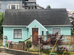 663 10th St, Astoria, OR 97103