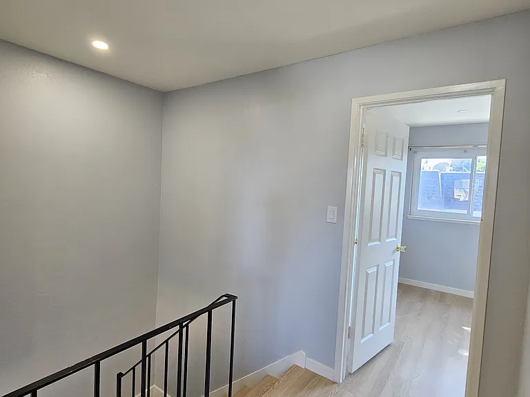 2055 Aldengate Way #4 — Photo 12