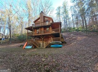 216 Sourwood Dr, Blue Ridge, GA 30513