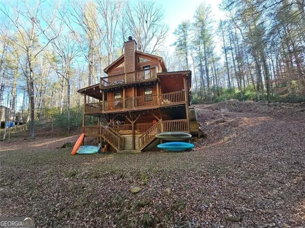 216 Sourwood Dr, Blue Ridge, GA 30513