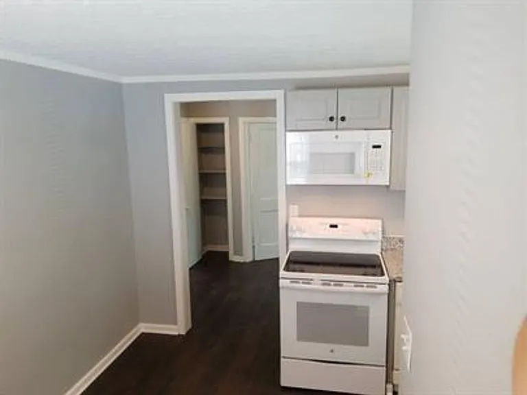 1609 Clara Ave — Photo 5