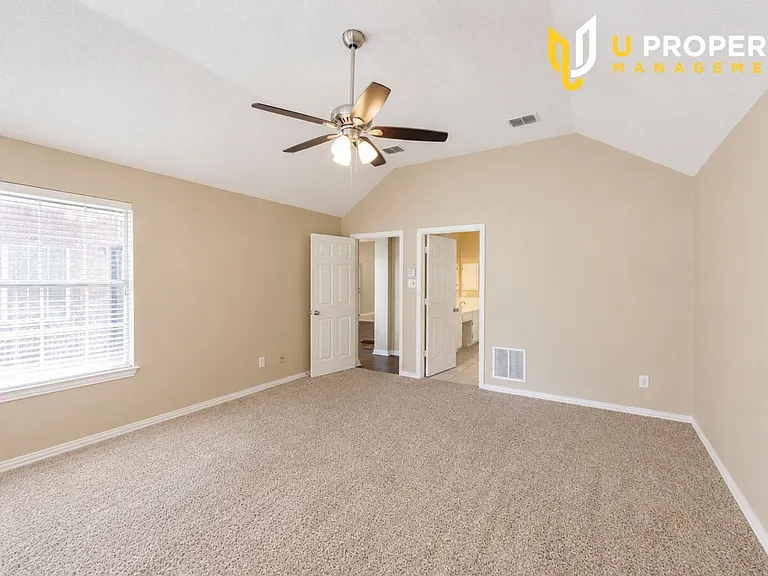 5605 Belle Chasse Ln — Photo 5