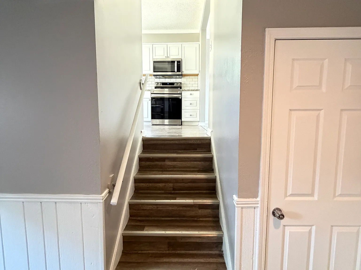 2 bed, 1100 sqft, $1,600 — Photo 4