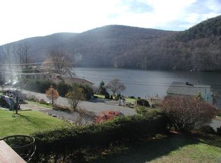 12 Lavelle Ave, New Fairfield, CT 06812