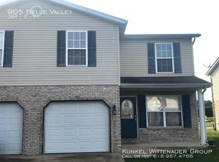 905 Belle Valley Dr, Belleville, IL 62220