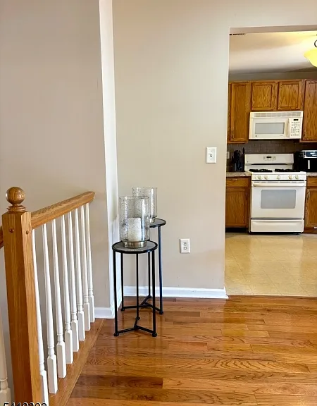 39 Rozalyn Ln — Photo 3