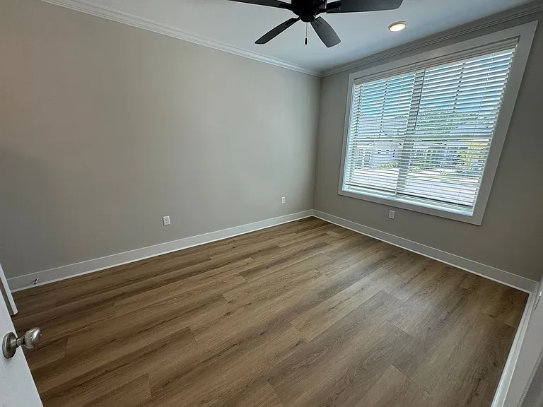 1205 Pleasant Drive — Photo 12