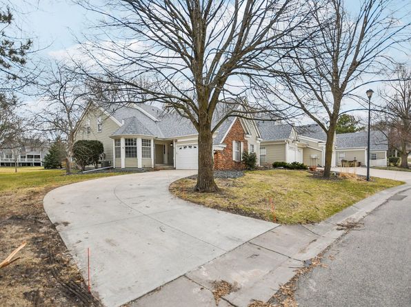 4311 Pond View Dr, White Bear Township, MN 55110
