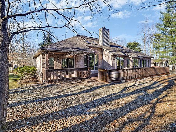 2nd image of 163 Havenridge Cir