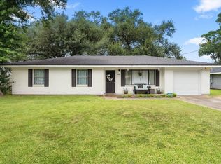 300 Mathilda Dr, Sulphur, LA 70663