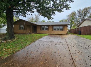 604 Sun Valley Dr, Denton, TX 76209